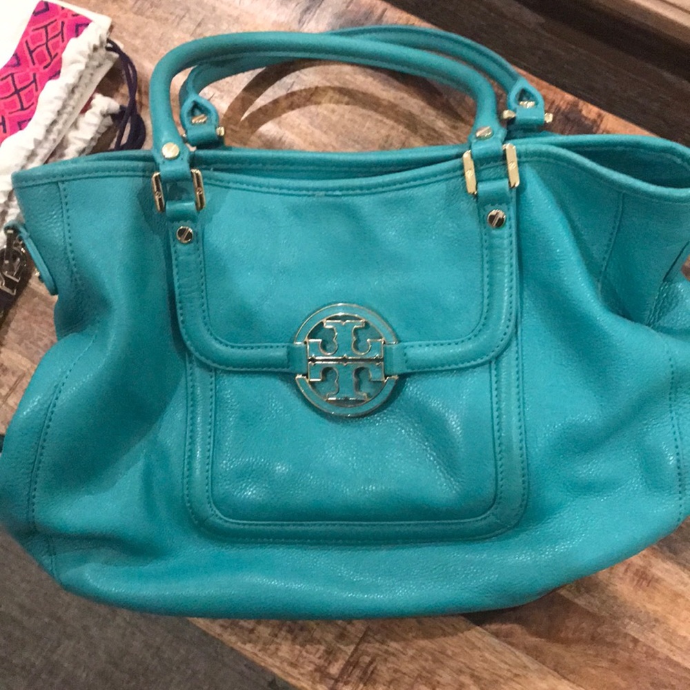Tory Burch Amanda Hobo